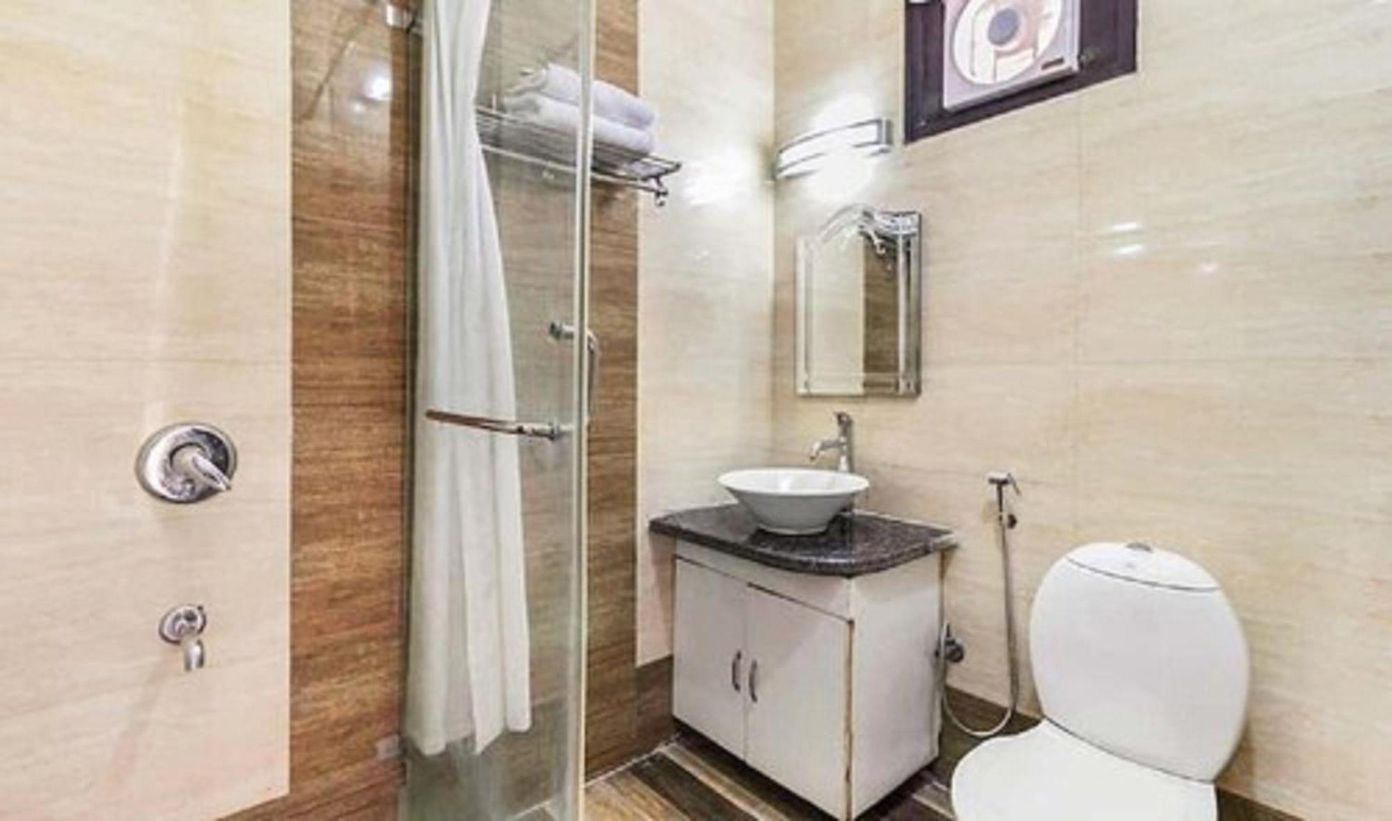 Hotel Shanti House New Delhi Karnail Singh Stadium Gate No 1 외부 사진