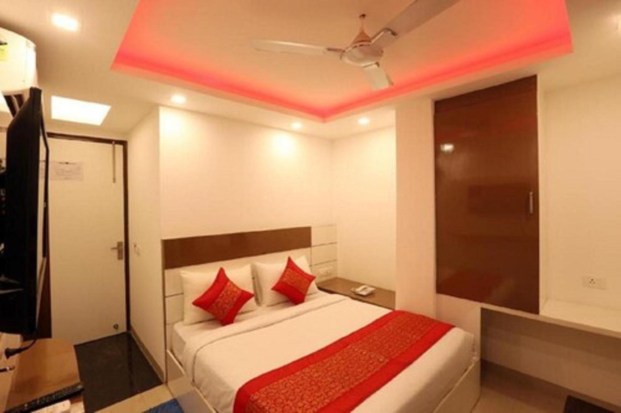 Hotel Shanti House New Delhi Karnail Singh Stadium Gate No 1 외부 사진