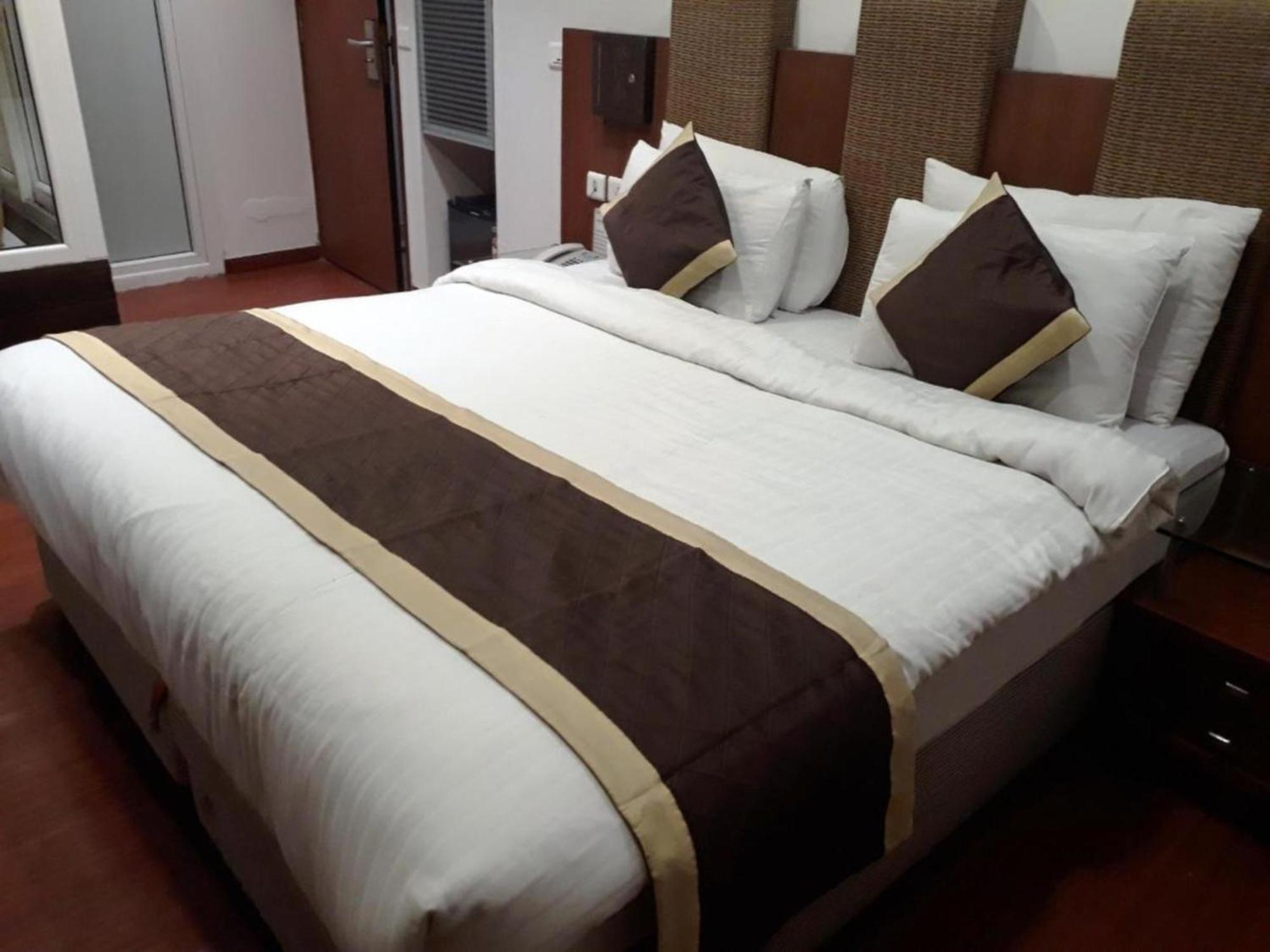 Hotel Shanti House New Delhi Karnail Singh Stadium Gate No 1 외부 사진
